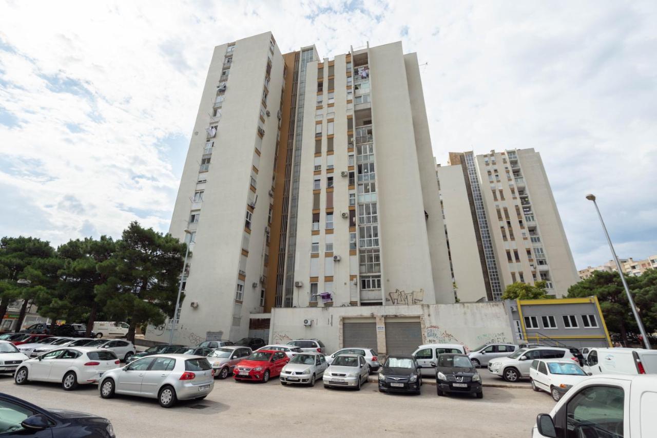 Apartman Grof Сплит Екстериор снимка