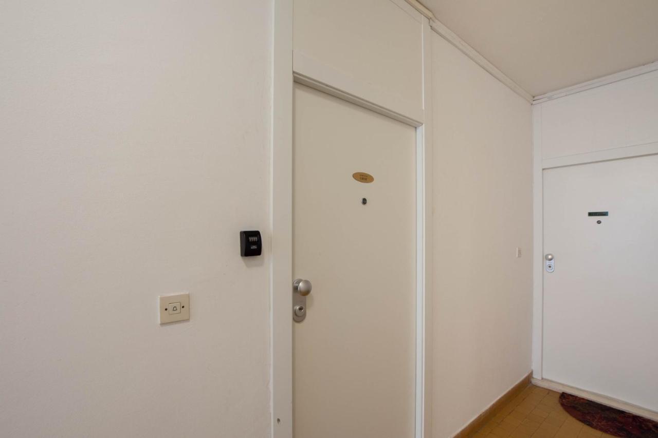 Apartman Grof Сплит Екстериор снимка